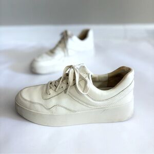Vince Leather Platform Sneakers Women 7.5 EU38 Off White Minimalist Casual